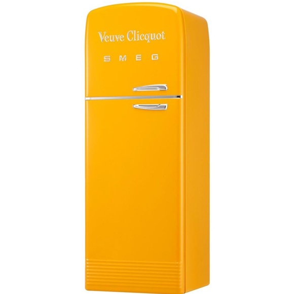 🍾NEW Veuve SMEG Mini Fridge Gift Box - Picture 3 of 5